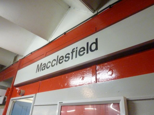 Macclesfield Town - Shrewsbury Town, Moss Rose, League Two, 06/04/2012