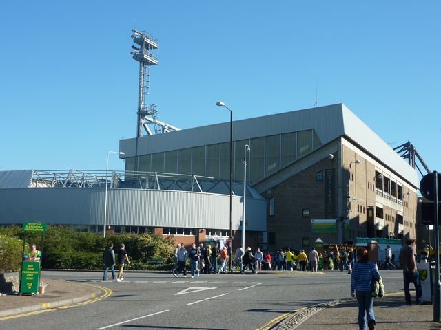 Norwich City - Swansea City, Carrow Road, Premier League , 15/10/2011