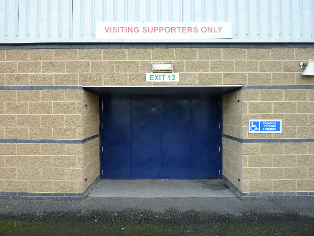 Shrewsbury Town - Walsall FC, Greenhous Meadow, League One, 14/10/2012