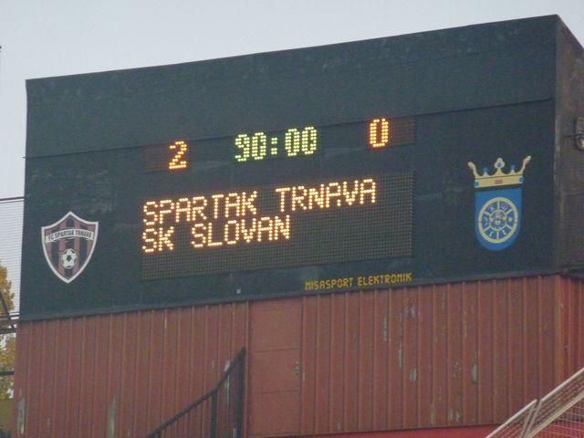 Spartak Trnava - Slovan Bratislava, Štadión Antona Malatinského, Corgon Liga, 06/11/2011