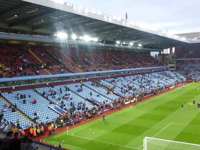 Aston Villa - Manchester United, Villa Park, Premier League, 14/08/2015